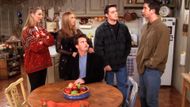 Phoebe | Rachel | Chandler |Joey | Ross | Image Via: Warner Bros. Television